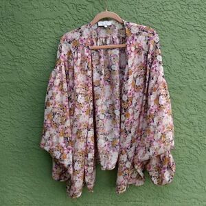 EUC HAYDEN Pink, White & Tan Flowy Floral Long Scrunch Sleeve Kimono Cover Wrap
